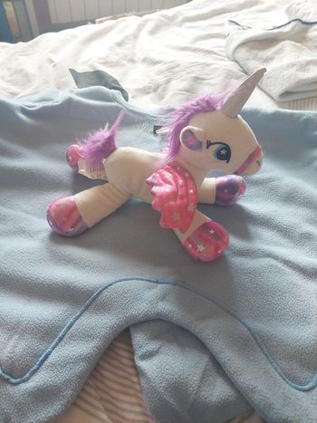 Peluche licorne