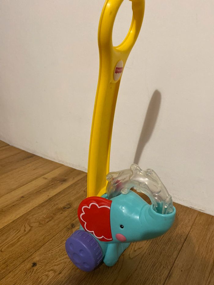 Éléphant à pousser Fisher Price - photo numéro 2