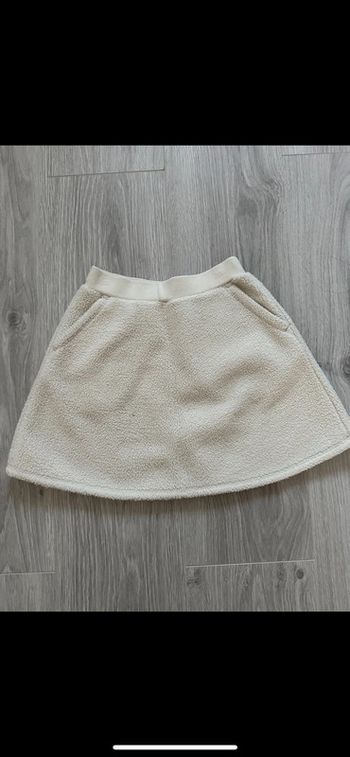 Jupe blanche taille 6/7 ans