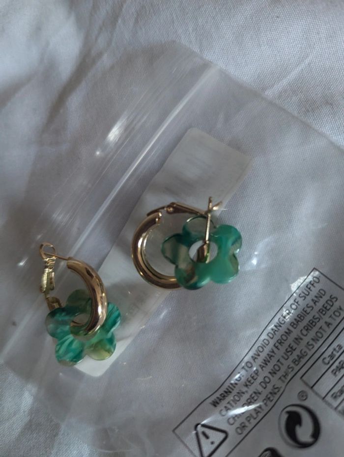 Boucles d'oreilles femme - photo numéro 2