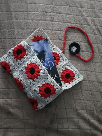 🎀 Magnifique pochette pour livre broché faite main 🎀