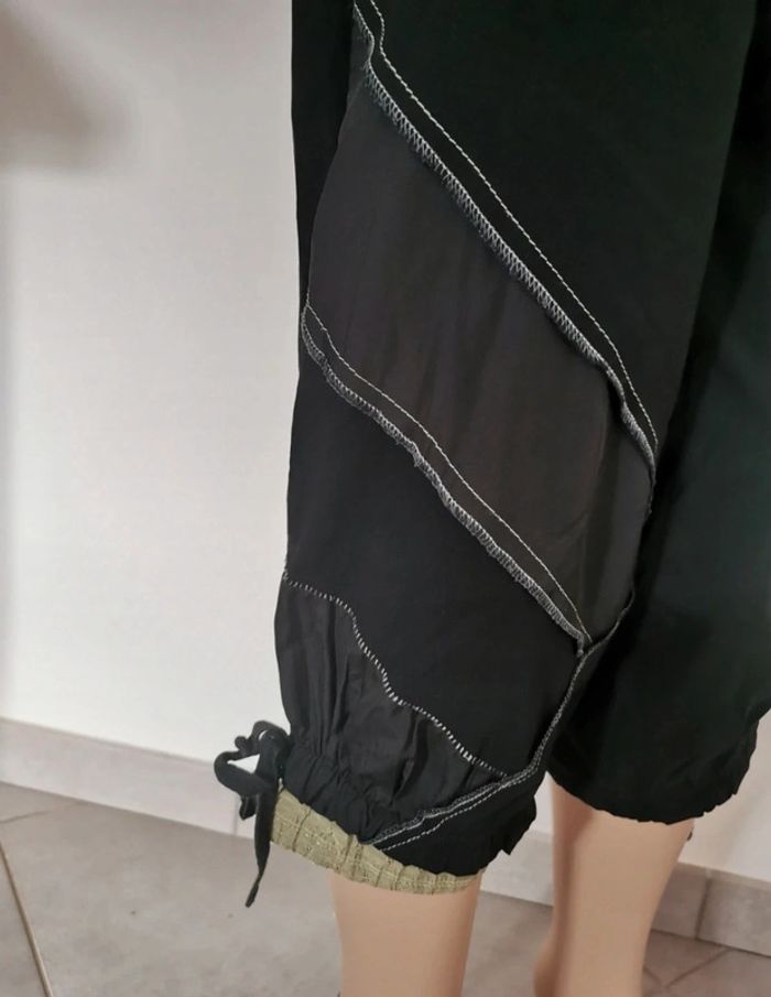 Pantacourt. Noir-vert. Taille 38. La Mode Est À Vous - photo numéro 8