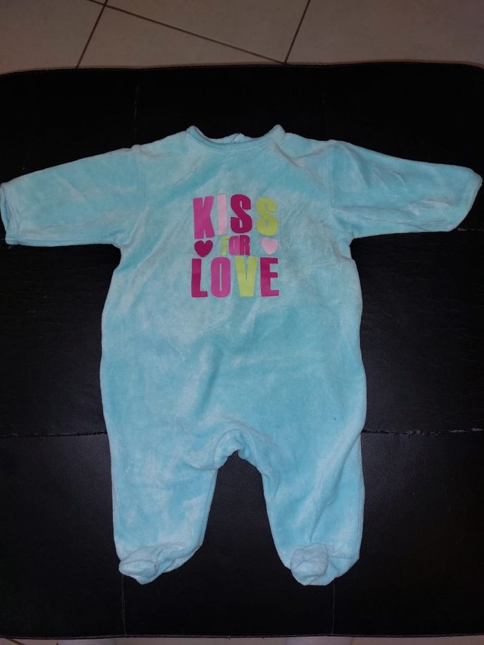 Lot 3 pyjama/grenouillère 3 mois (la redoute/disney/kitchoun) - photo numéro 4