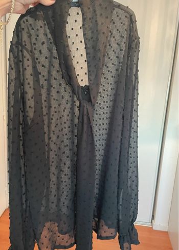 Chemisier voile à pois noir