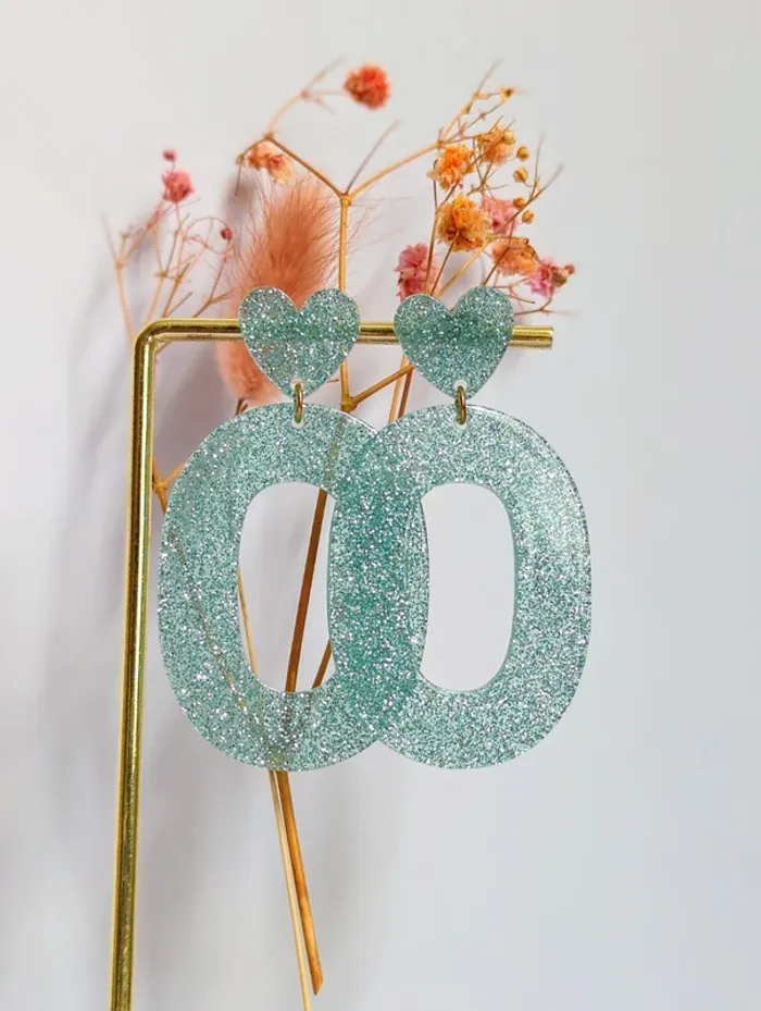 Boucles d'oreilles pendantes paillettes bleu ovale coeur