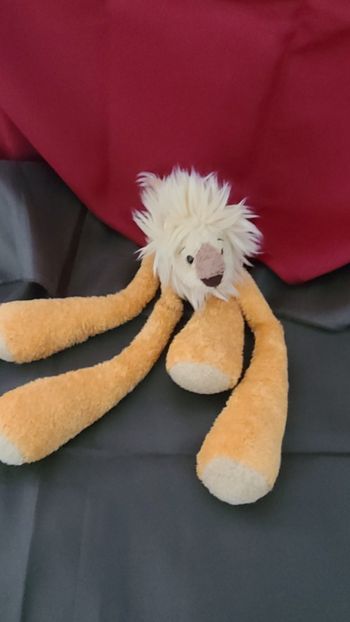 CMP lion longue grande patte beige doudou peluche