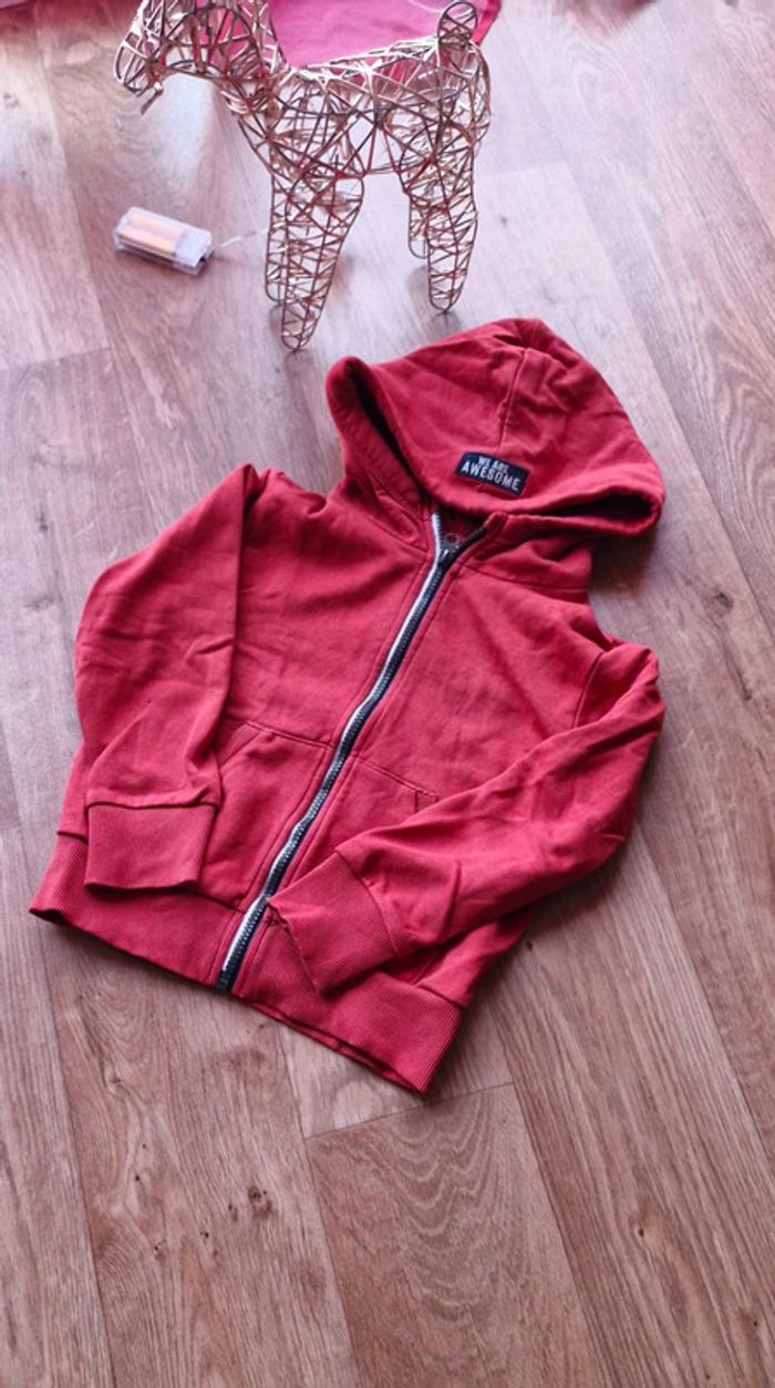 Gilet à capuche neutre en TBE