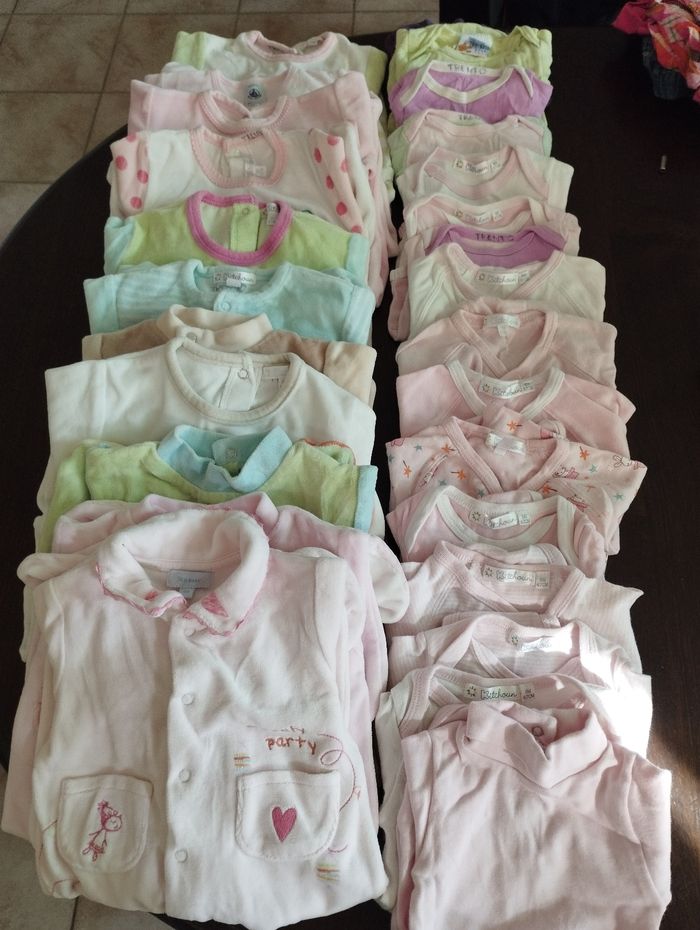Lot de vêtements 6 mois