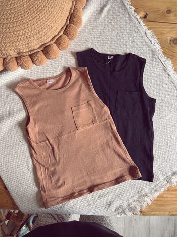 Lot de 2 débardeur noir et marron camel zeeman 110/116