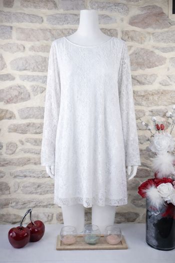 Robe en dentelle blanche Femme taille 52 marque Asos 🪷 
