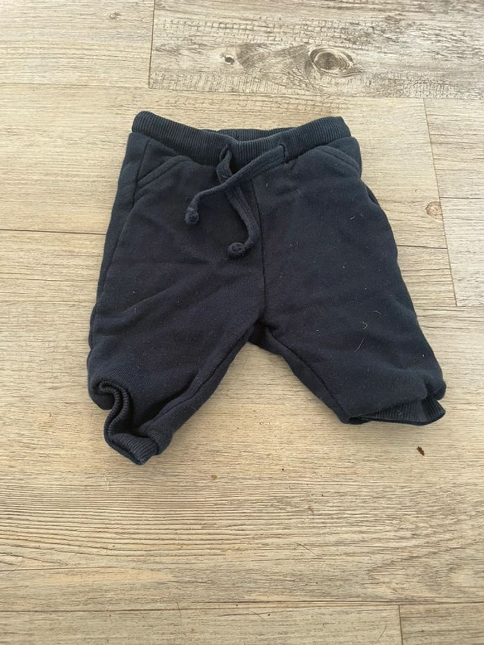 pantalon 3 mois - photo numéro 3