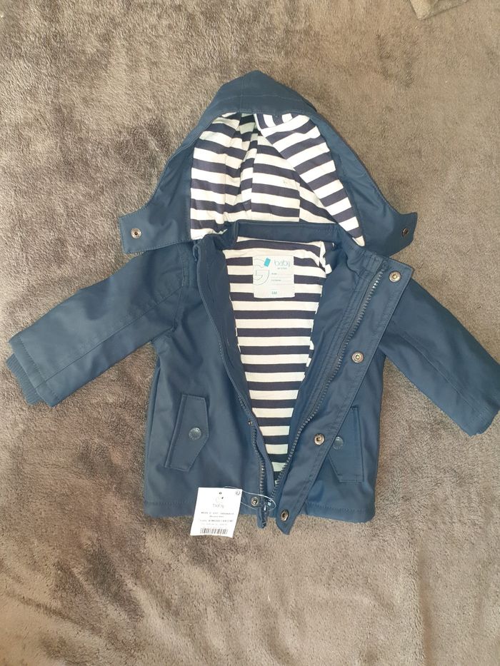 Manteau imperméable 6 mois