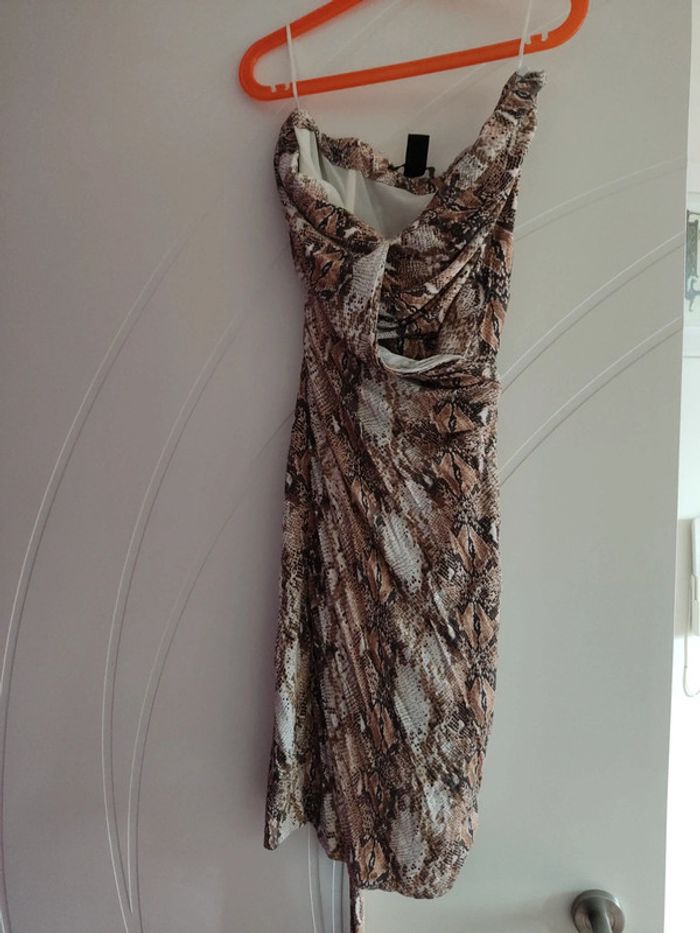 robe bustier