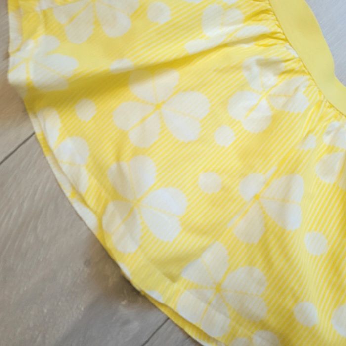 Jupe et bloomer assortis, couleur jaune. Fille 23 mois. Marque Obaibi - photo numéro 2