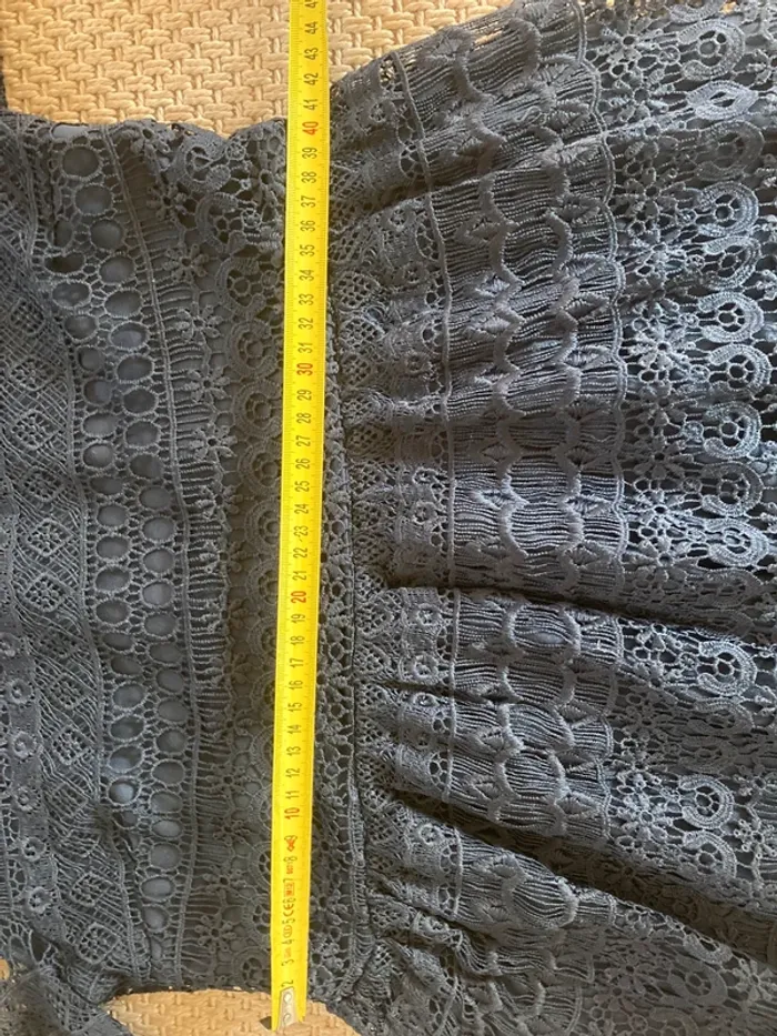 Robe bleue dentelle - photo numéro 10