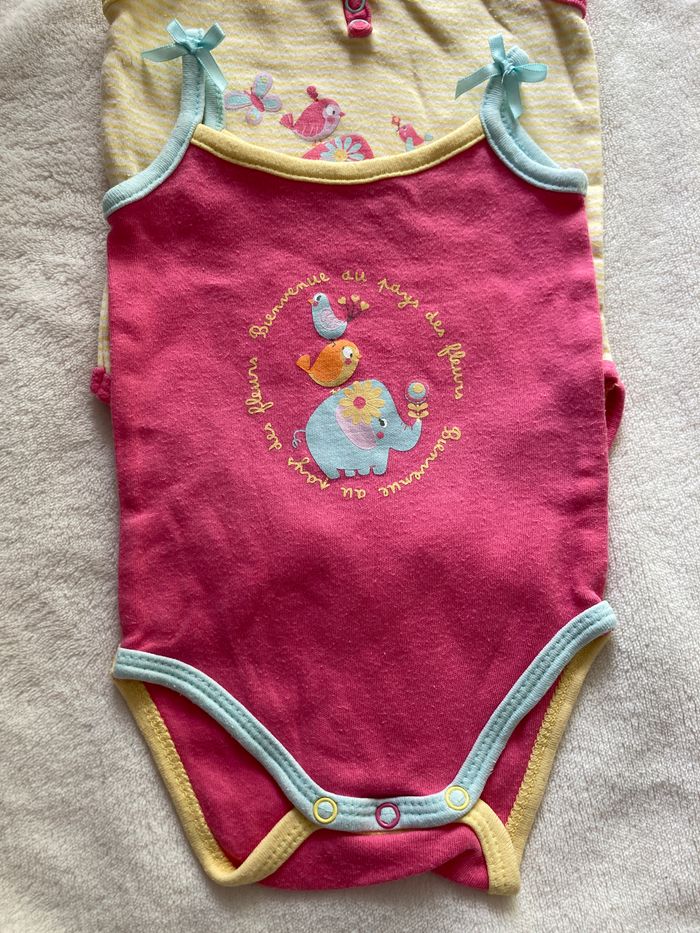 lot 3 bodies petite bretelle avec noeuds bébé 3 mois - photo numéro 3