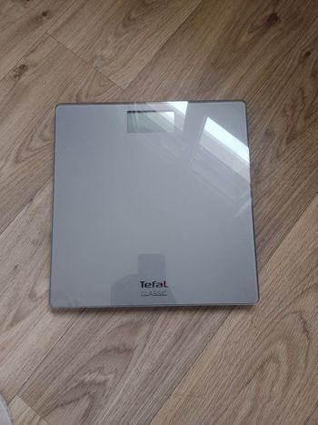 Balance pèse personne Tefal