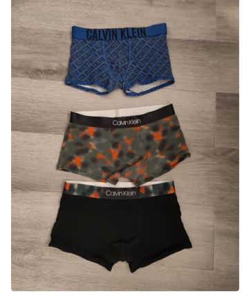 Lot 3 boxers garçon en 8 ans Calvin Klein