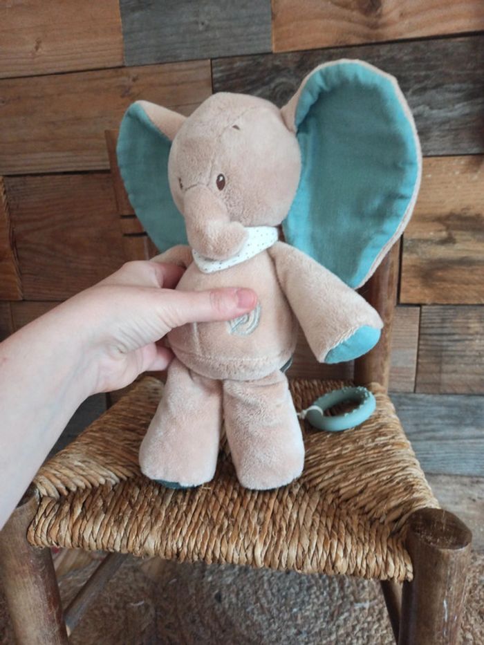Peluche musicale éléphant Nattou tbe - photo numéro 3