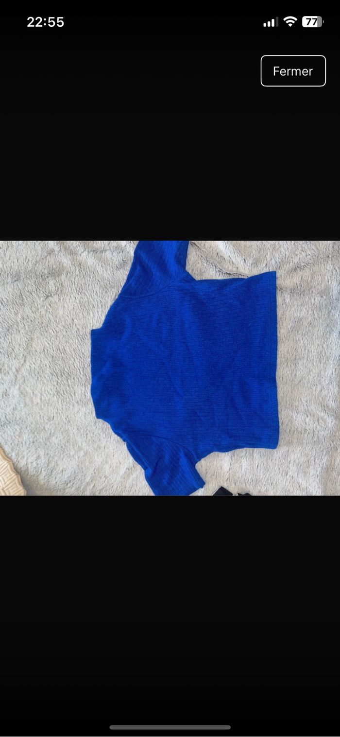 Top bleu