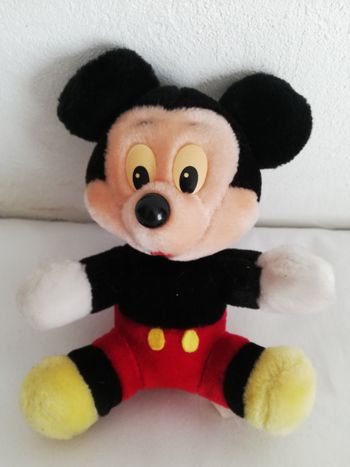 mickey en peluche vintage