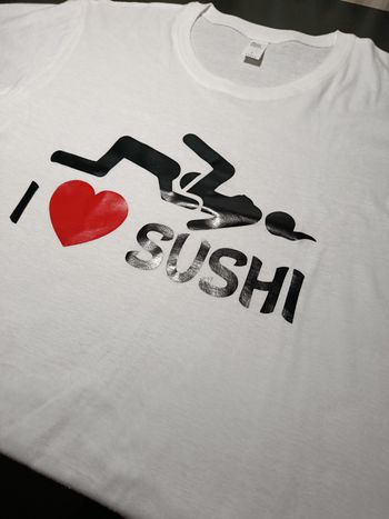 T-shirt I love sushi