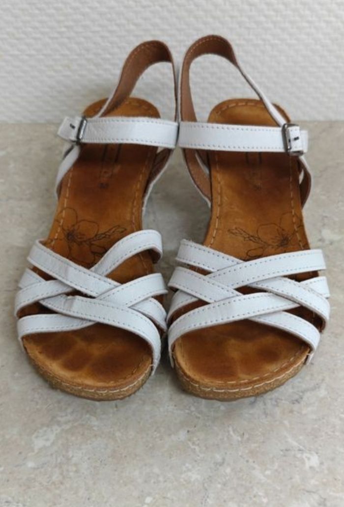 Sandales à talon compensé 5 th avenue taille 38 neuve