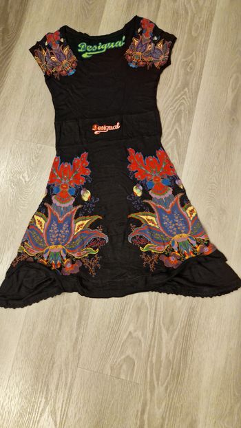 Robe desigual