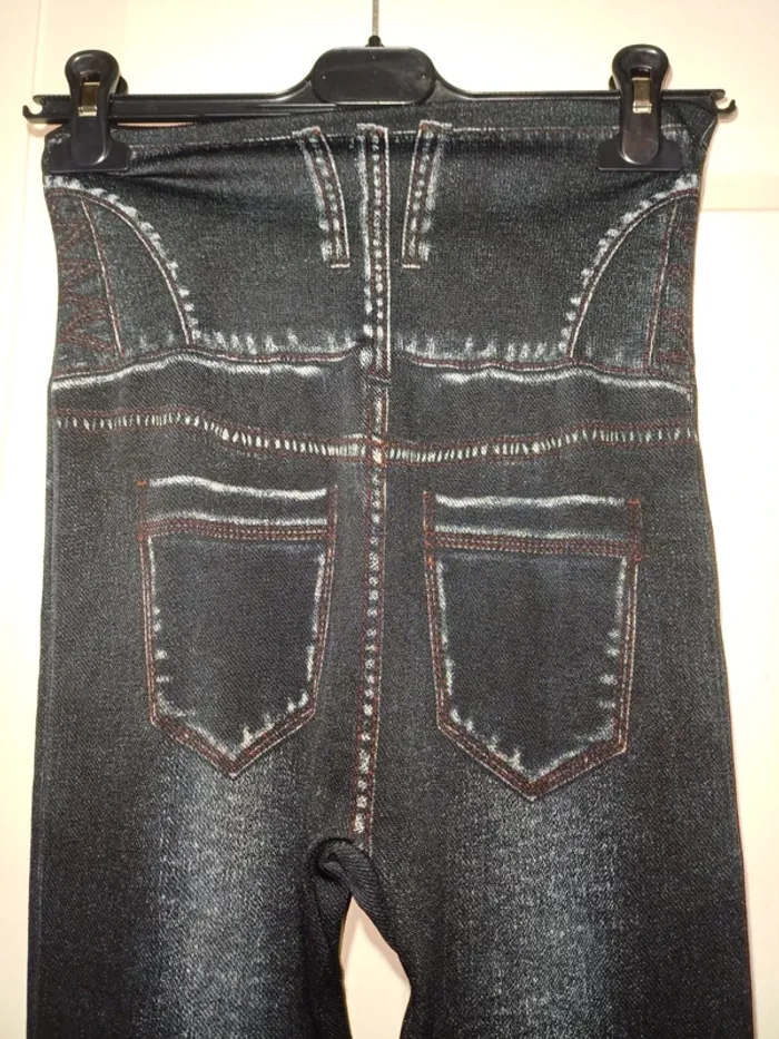 Jeans slim sans marque - photo numéro 3