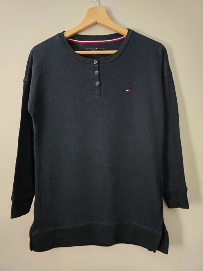 Sweat Tommy Hilfiger noir boutonné col rond XS / casual confortable