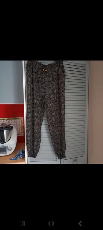 Pantalon fluide noir et blanc