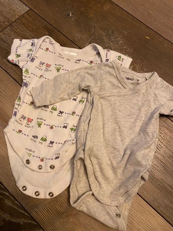 Lot bodies 3 mois gémo beige