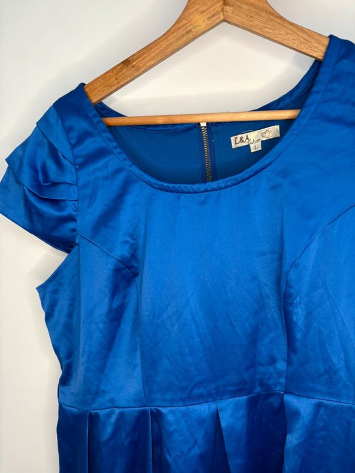 Robe bleu T40 - photo numéro 2
