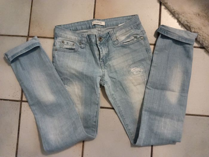 Jeans taille XS (14 ans)