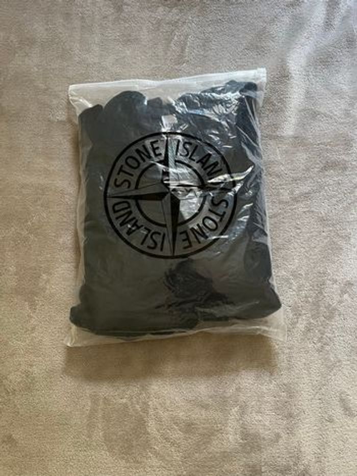 Pull stone Island noir M - photo numéro 5