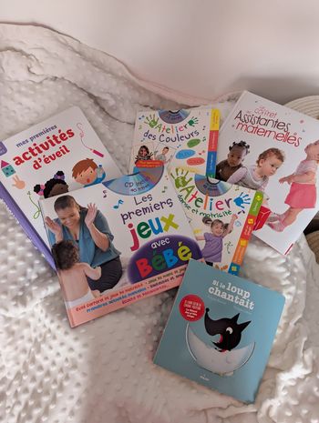 Livres comptines  CDs et activité