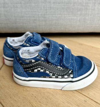 Paire de Vans basses à scratch