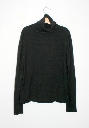Pull col roulé noir Stradivarius taille petit S