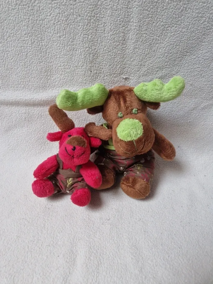 Lot de 2 peluches cerfs