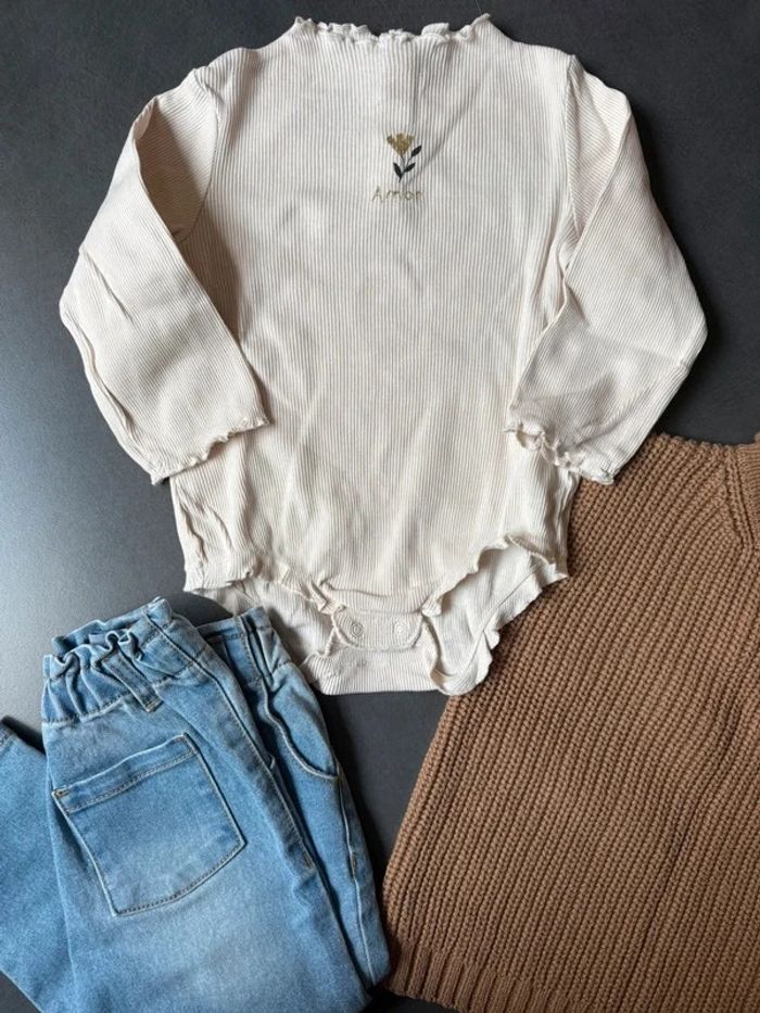 Ensemble 3 pièces pull sans manche / Bodie / jean 24 mois - photo numéro 3