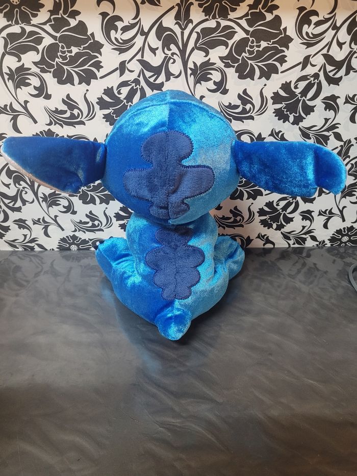 Peluche disney stitch 25 cm excellent état - photo numéro 3