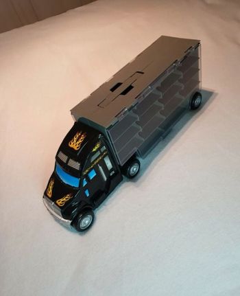 Camion range véhicules