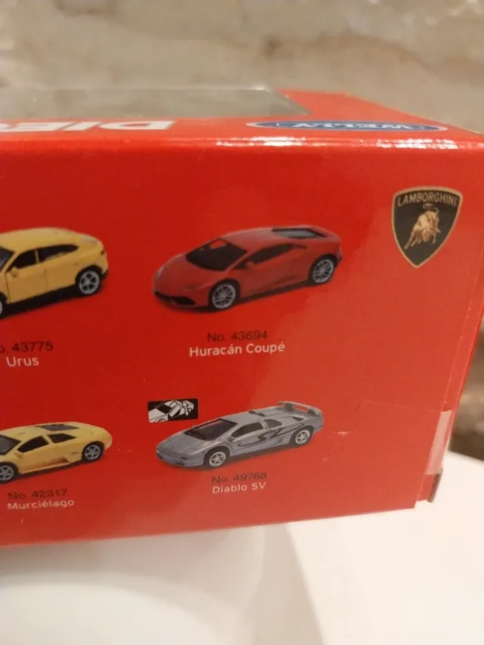 Voiture miniature de collection Lamborghini Huracan - photo numéro 3