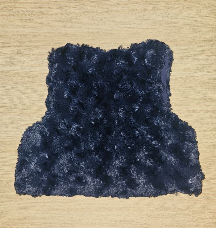 Petit gilet sans manches - photo numéro 2