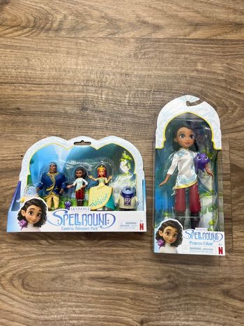 Lot poupée et figurines Speilbound neuf 