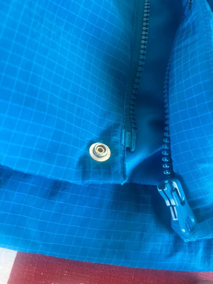 Doudoune Lacoste taille us: xs/ fr: 44 bleu à carreau - photo numéro 6