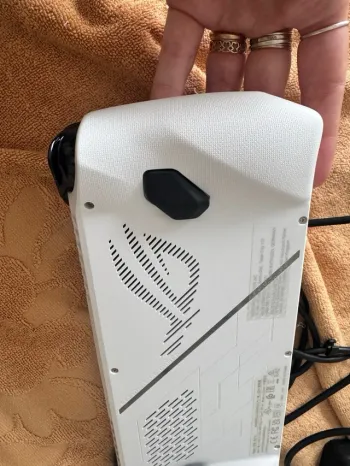 Console portable Asus ROG Ally Z1 Extreme