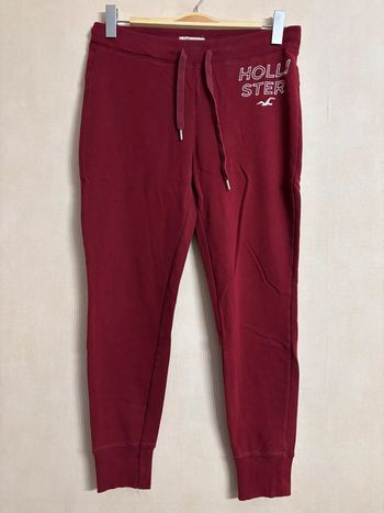 Ensemble jogging et tee shirt Hollister