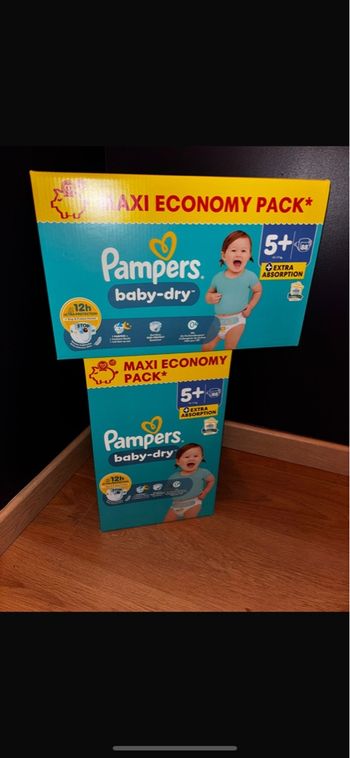 Lot De 2 Maxi-Pack De 88 Couches Pampers Baby-Dry Neuf Dans L’emballage.