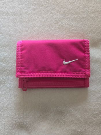Portefeuille Nike.